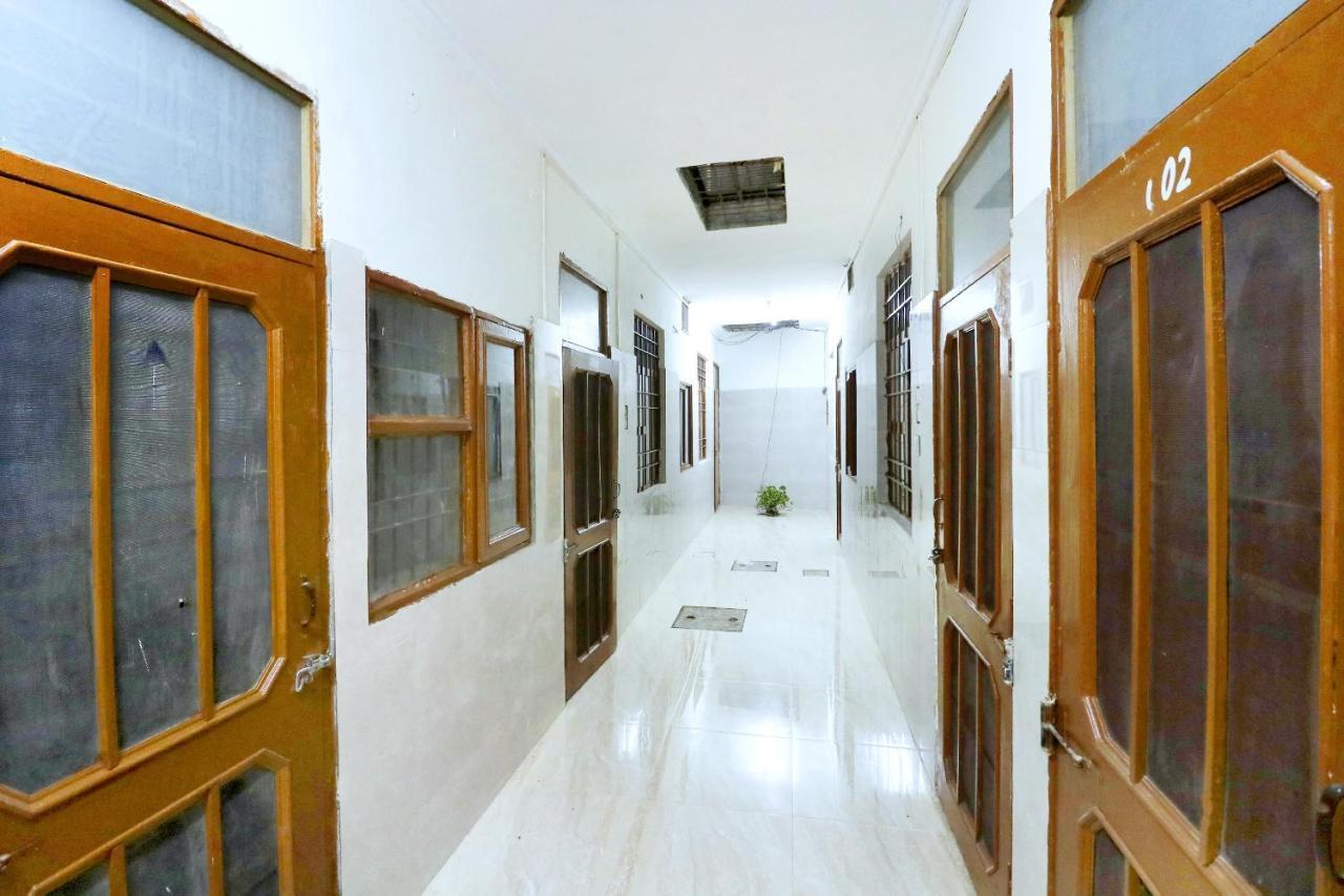Spot On 44679 Hotel Samrat Sohāna Екстериор снимка